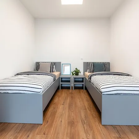 아파트 Bytovy Dom Bory