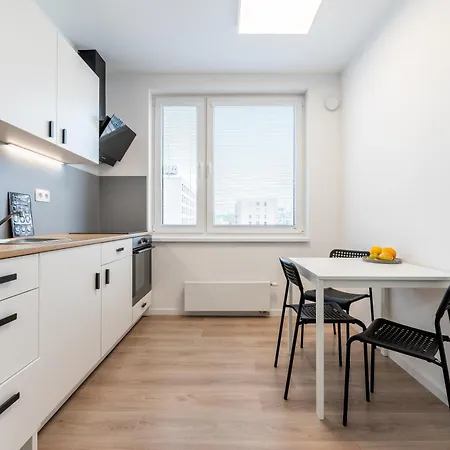 Bytovy Dom Bory 브라티슬라바